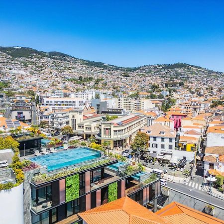 Infinity Pool, Patio & Garage - Center Of Funchal Apartment Exterior photo